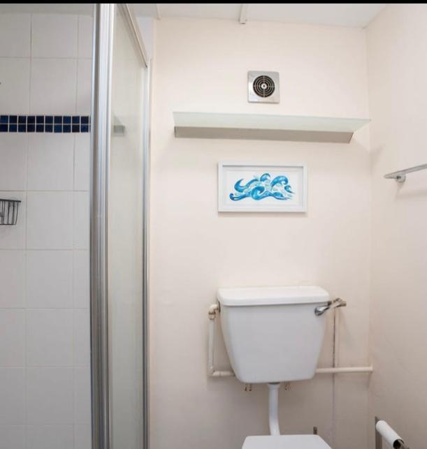 Wrens Retreat Apartment เพนแซนซ์ ภายนอก รูปภาพ